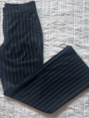 Lee Black Pinstripe Pants Size M